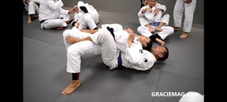 Kyra Gracie feet photo 8
