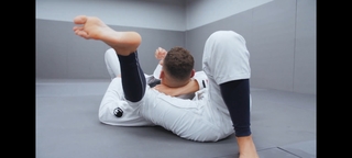 Kyra Gracie feet photo 3