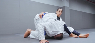 Kyra Gracie feet photo 1