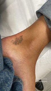 Kyra Santoro feet photo 9