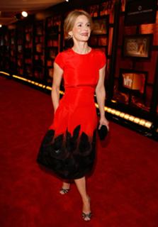 Kyra Sedgwick feet photo thumbnail