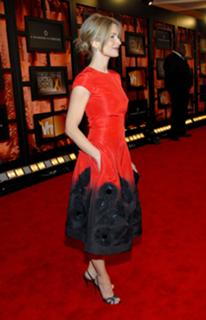 Kyra Sedgwick feet photo thumbnail
