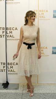 Kyra Sedgwick feet photo thumbnail