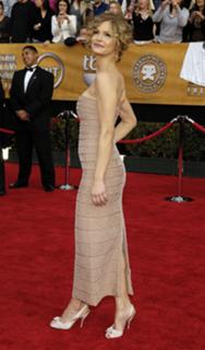 Kyra Sedgwick feet photo thumbnail