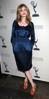 Kyra Sedgwick feet photo thumbnail