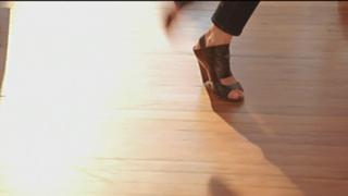 Kyra Sedgwick feet photo thumbnail