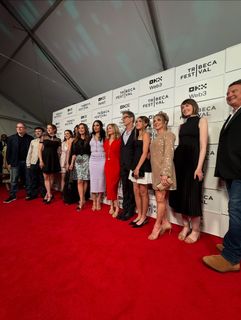 Kyra Sedgwick feet photo thumbnail