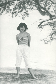 Kyôko Koizumi feet photo 11