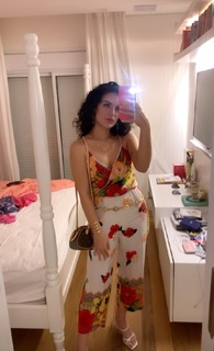 Kéfera Buchmann feet photo thumbnail
