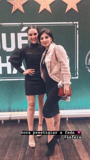 Kéfera Buchmann feet photo thumbnail