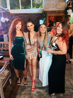 Kéfera Buchmann feet photo thumbnail