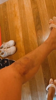 Kéfera Buchmann feet photo thumbnail