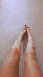 Kéfera Buchmann feet photo thumbnail