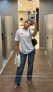 Kéfera Buchmann feet photo thumbnail