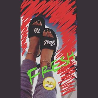 La'Myia Good feet photo 20