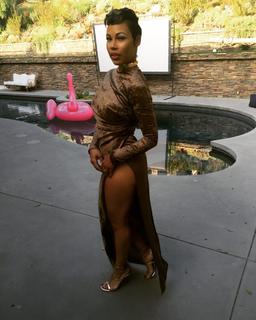 La'Myia Good feet photo 11