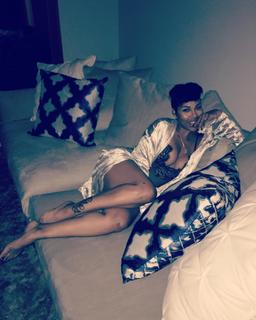 La'Myia Good feet photo 20