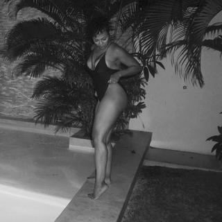 La'Myia Good feet photo 13