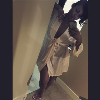 La'Myia Good feet photo 2