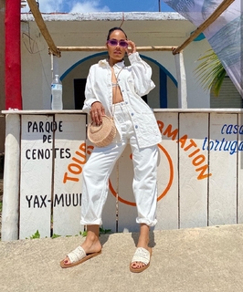 La'Myia Good feet photo 12