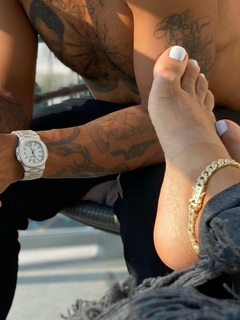 La'Myia Good feet photo 1
