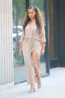 La La Anthony feet photo thumbnail