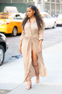 La La Anthony feet photo thumbnail