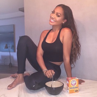 La La Anthony feet photo thumbnail