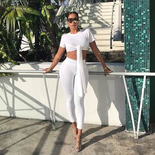 La La Anthony feet photo thumbnail