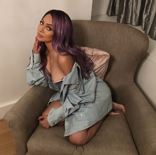 La La Anthony feet photo thumbnail