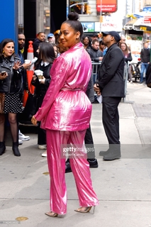 La La Anthony feet photo thumbnail