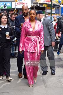 La La Anthony feet photo thumbnail