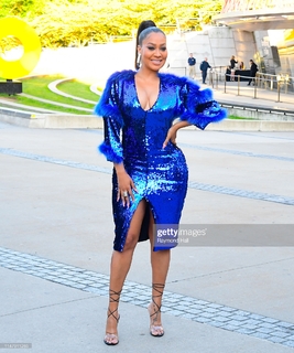 La La Anthony feet photo thumbnail