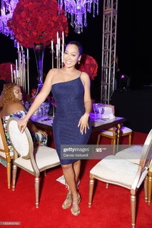 La La Anthony feet photo thumbnail