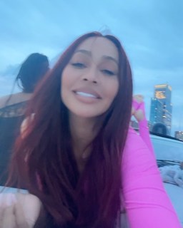 La La Anthony feet photo thumbnail