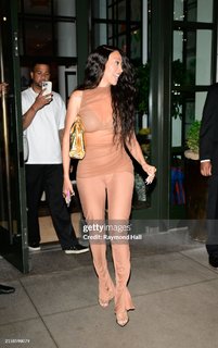 La La Anthony feet photo thumbnail