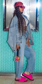 La La Anthony feet photo thumbnail