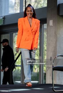 La La Anthony feet photo thumbnail