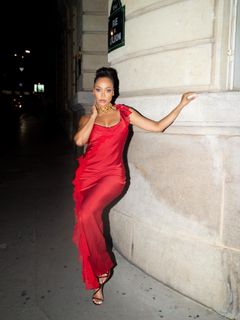 La La Anthony feet photo 4