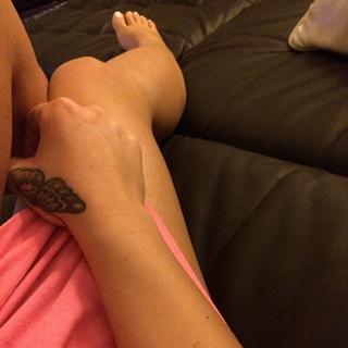 LaFee feet photo 20