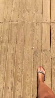 LaFee feet photo 16
