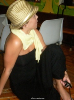 LaFee feet photo 5