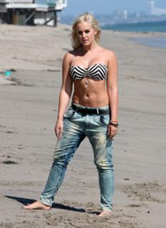 Lacey Schwimmer feet photo 5