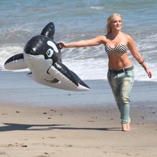 Lacey Schwimmer feet photo 15