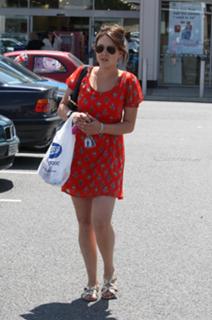 Lacey Turner feet photo thumbnail
