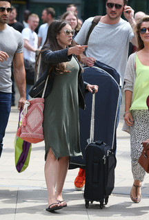 Lacey Turner feet photo thumbnail