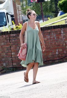 Lacey Turner feet photo thumbnail
