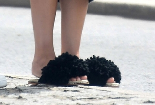 Lacey Turner feet photo thumbnail
