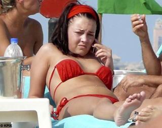 Lacey Turner feet photo thumbnail