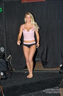 Lacey von Erich feet photo 5